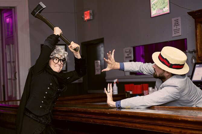 Murder Mystery Night by Killer Theater - Solving the Crime