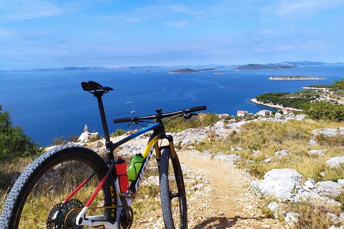 Murter Island Bays by Bike - Roman Ruins at Murter