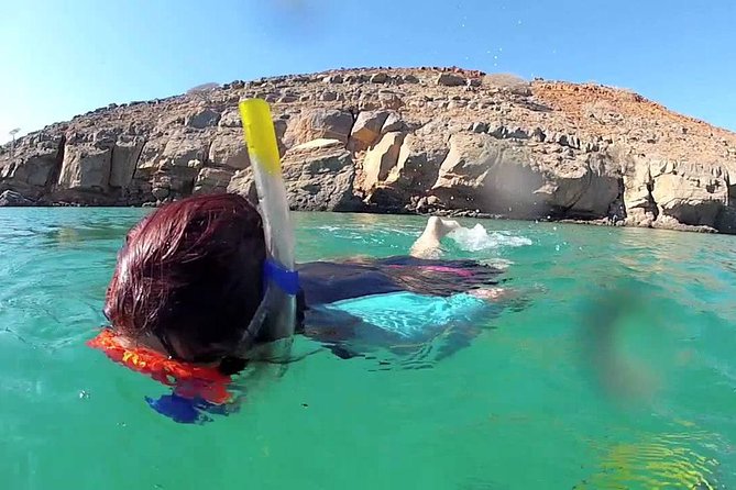 Musandam Dibba Tour With Dhow Cruise, Buffet Lunch & Transfers - Accessibility and Suitability Considerations
