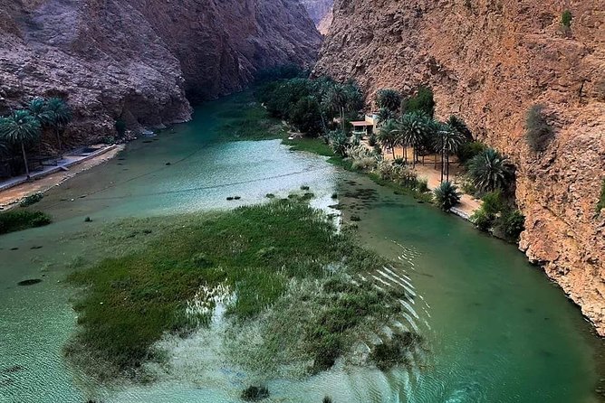Muscat : Private Trip to Wadi Shab for a Full Day With Lunch - Key Points