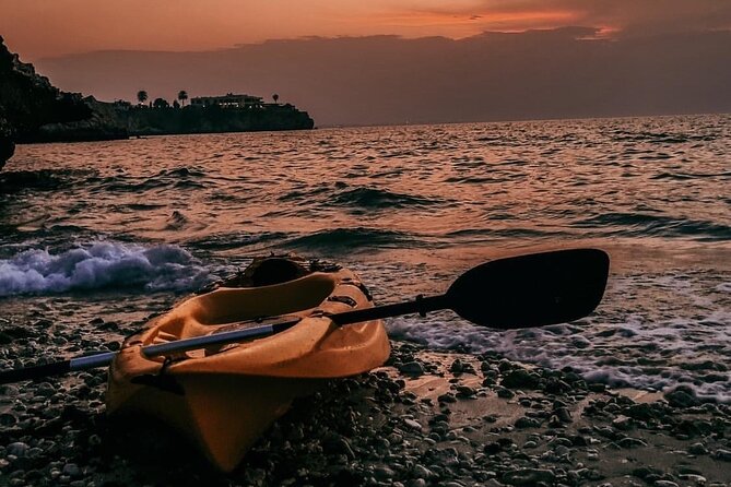 Muscat Sunset Kayak - Weather and Group Size
