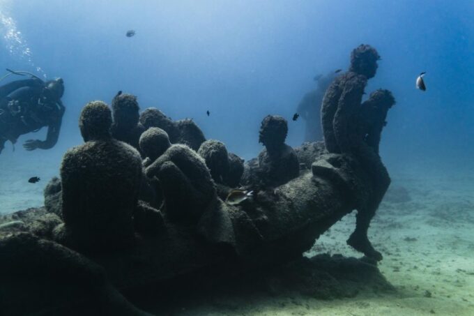 Museo Atlántico: Scuba Dive Lesson for Non-Certified Divers - Included in the Package