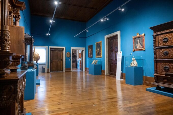 Museum of Decorative Arts - Viana Do Castelo - Location and Contact