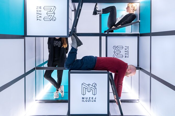 Museum of Illusions Zagreb - Visitor Experiences