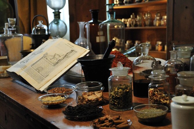 Museum of Palazzo Mocenigo:Center of the History of Textile, Costume and Perfume - Visitor Information