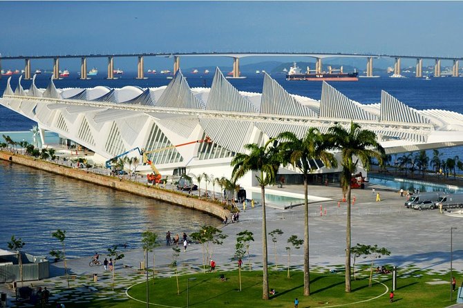 Museum of Tomorrow Including Ticket and Transfer (Covid-19 Prepared) - Visiting the Port Zone
