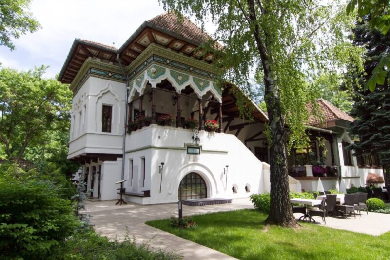 Museums and Galleries Walking Tour in Bucharest - Bucharest Experience