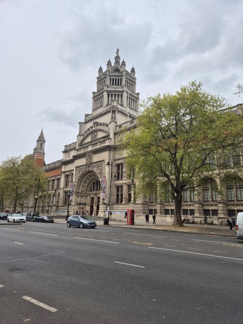 Museums & Galleries Full Day Tour - Key Points