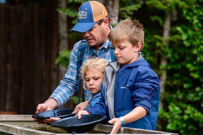 Mushers Camp and Gold Panning Adventure - Experiencing Alaskan Scenery