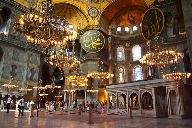 Must - See Istanbul Stops 1: Half Day Morning Tour - Hippodrome of Constantinople