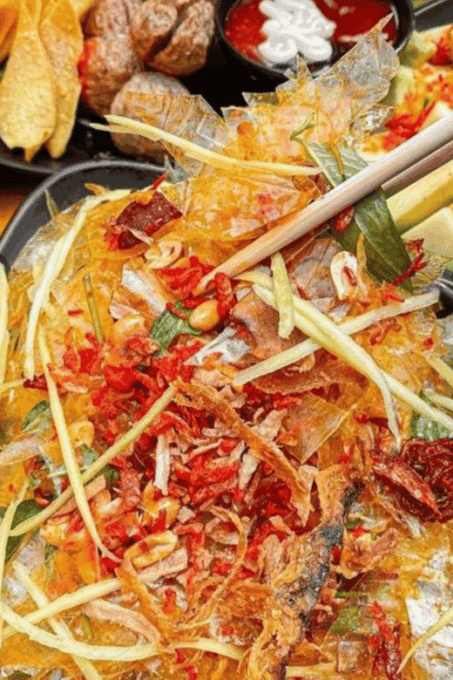 Must-Try Tour: Local Food Tour With Train Street - History and Significance