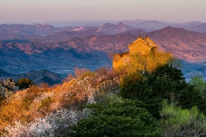 Mutianyu Great Wall Private VIP Tour With Peak Restaurant Dining and Cable Car - Tour Overview
