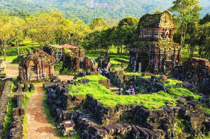 My Son Discovery Tour and Cruise Trip From Hoi An - Experiencing the Cham Dance Performance