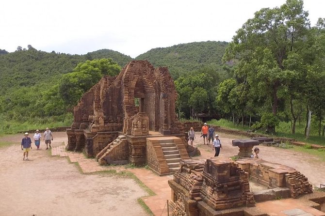 My Son Early Morning Tour With Vietnamese Lunch - Archeological Exploration