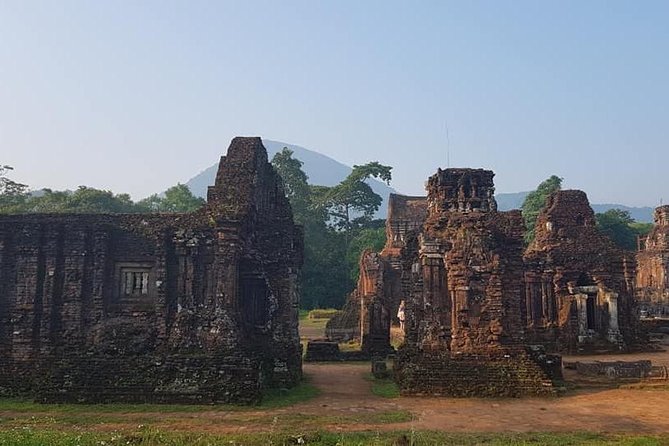 My Son Holyland , Hoi An Ancient City Tour With Night Market , Sampan Boat Ride - Reviews and Feedback