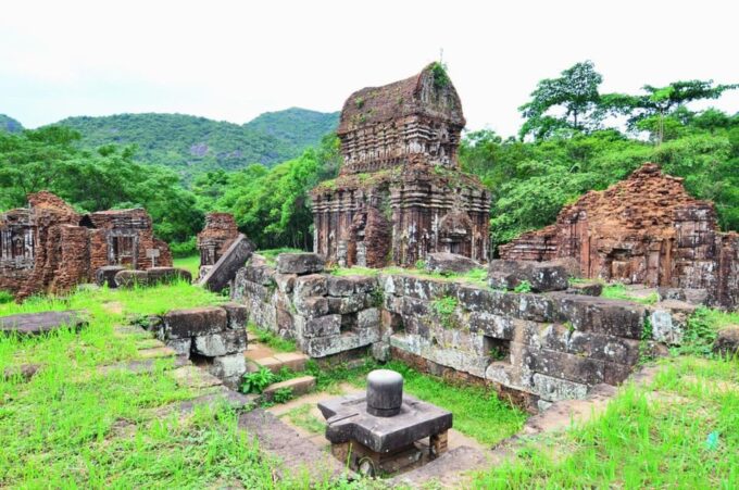 My Son Holyland & River Cruise Private Tour - Experience Apsara Dance