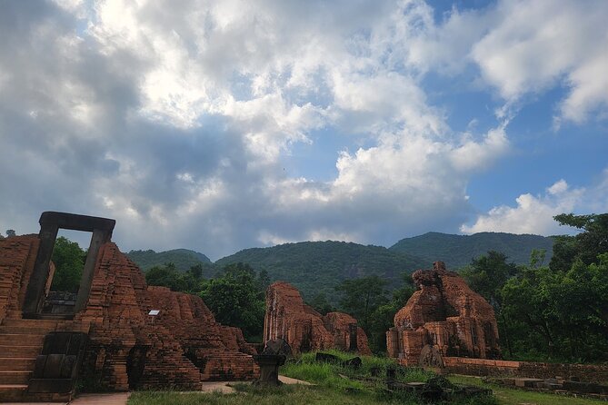 My Son Sanctuary & Boat Trip With Small Group From Hoi an - Preparing for the Tour