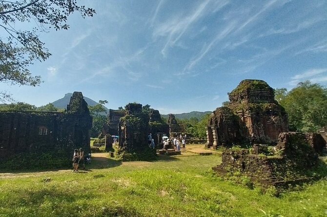 My Son Sanctuary Early Morning Private Tour With Breakfast - Breakfast at Local Restaurant