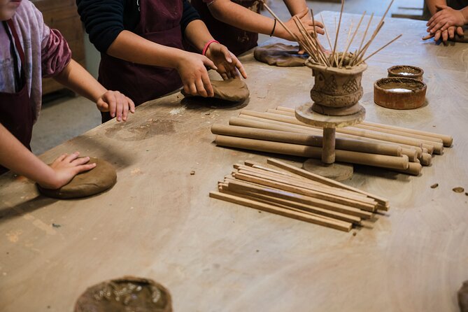 Mycenaean Ceramics Workshop Experience - Meeting and End Points
