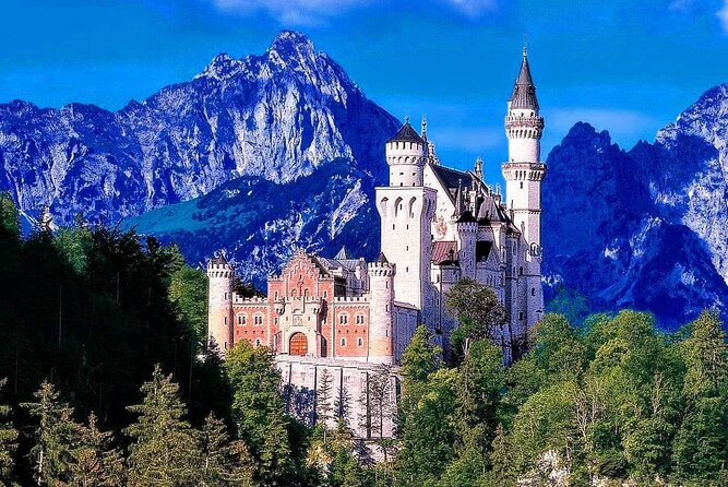 My*Guide the Kings GREATEST PALACES Neuschwanstein & HERRENCHIEMSEE From Munich - Health and Safety Measures