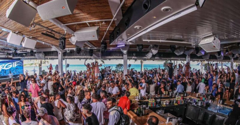 Mykonos: Best Beach Clubs Crawl Day Party - Highlights