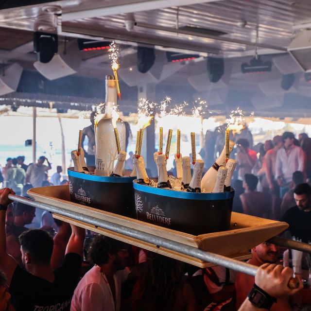 Mykonos: Best Beach Clubs Crawl Day Party - Dress Code and Recommendations