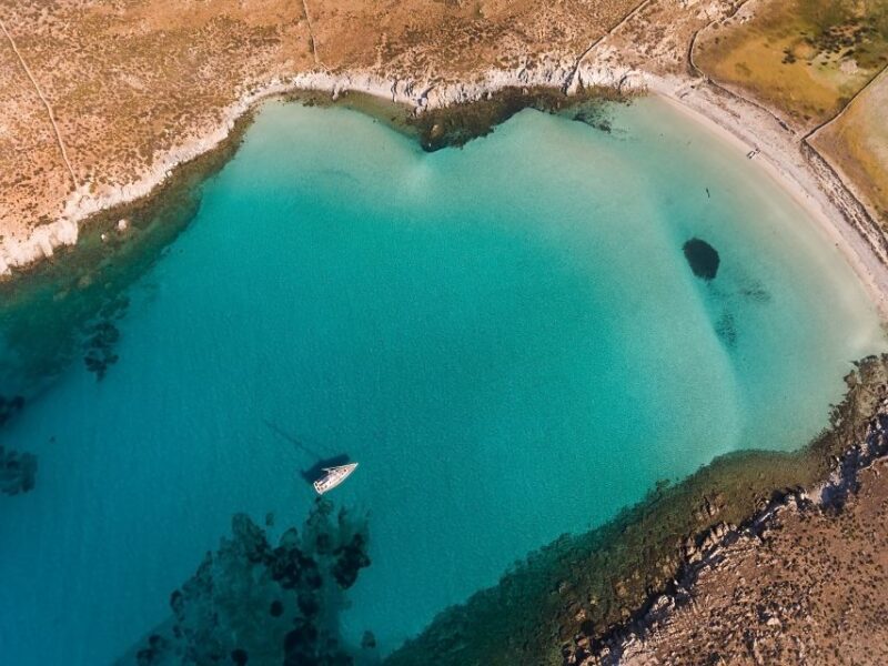Mykonos: Catamaran Cruise With Lunch, Drinks and Transfer - Itinerary: Exploring Delos and Rhenia