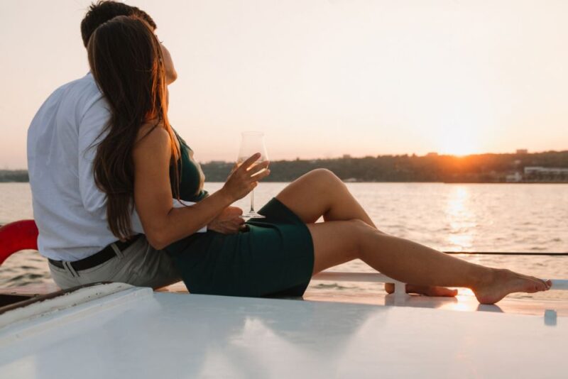 Mykonos: Catamaran Cruise With Lunch, Drinks and Transfer - Included Amenities and Features