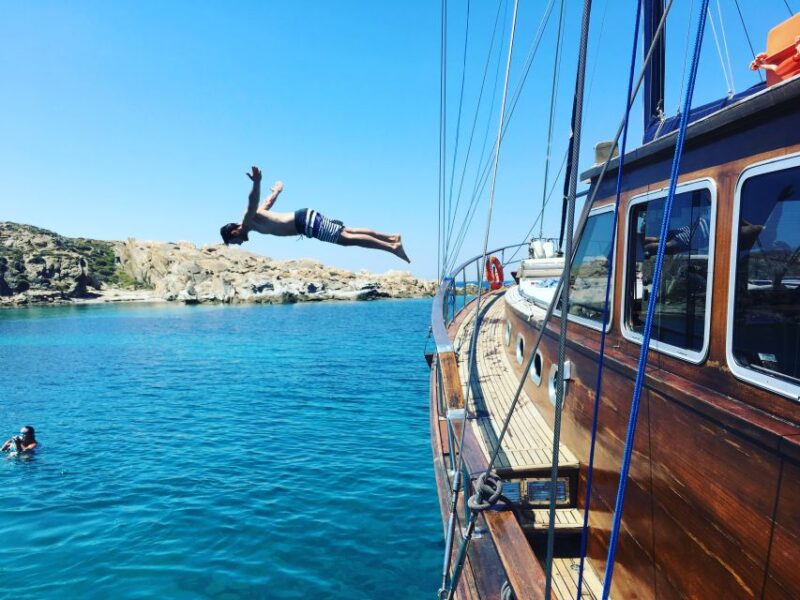 Mykonos: Delos and Rhenia Islands Cruise With BBQ Meal - Yacht Facilities and Services