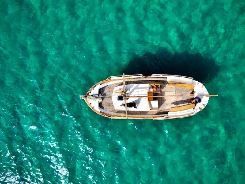 MYKONOS DELOS AND RHENIA ISLANDS PRIVATE FULL DAY CRUISE - Cruise Inclusions