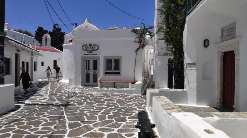 Mykonos: Highlights Walking Tour With a Local - Highlights