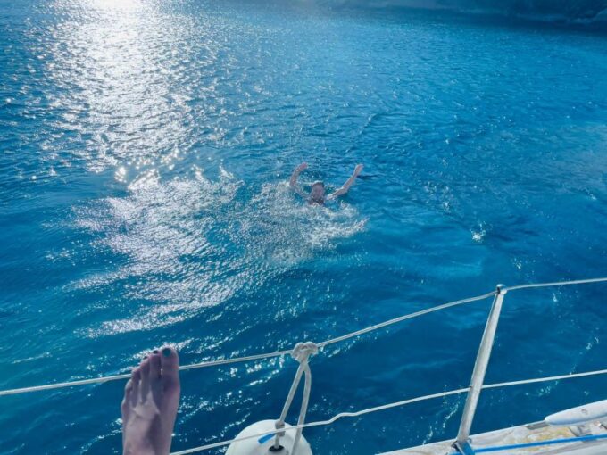 Mykonos: Little Venice Sunset Cruise With Meal and Drinks - Mesmerizing Sunset Spectacle