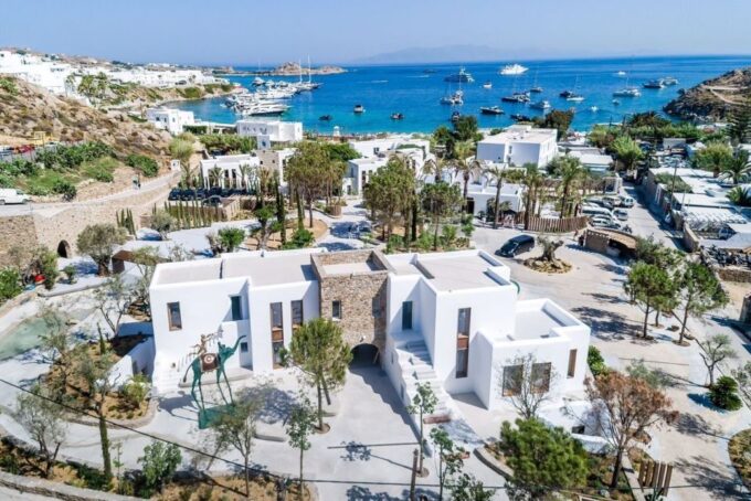 Mykonos: Private Tour With Range Rover - Island Exploration