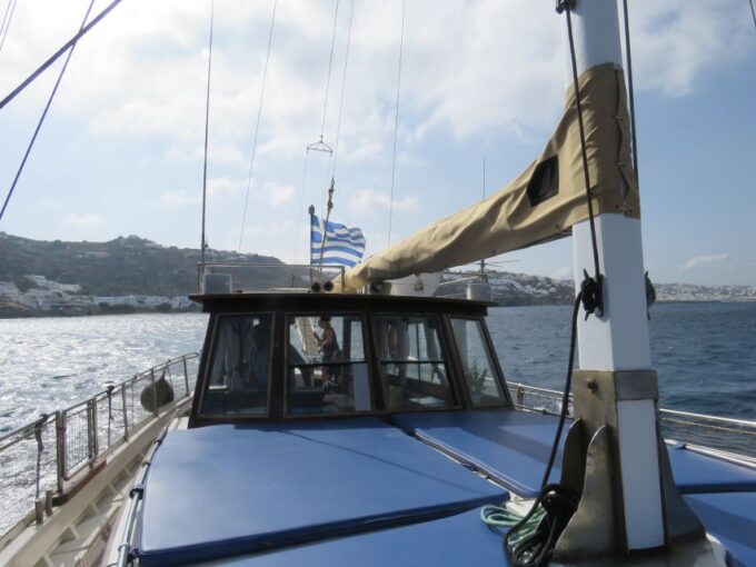 Mykonos: South Beaches Cruise - Onboard Dining and Beverages