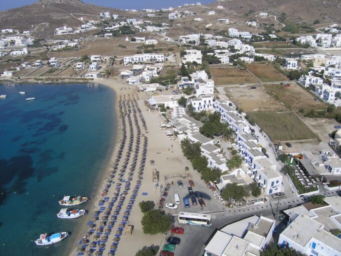 Mykonos: South Coast Cruise - Lunch and Refreshments