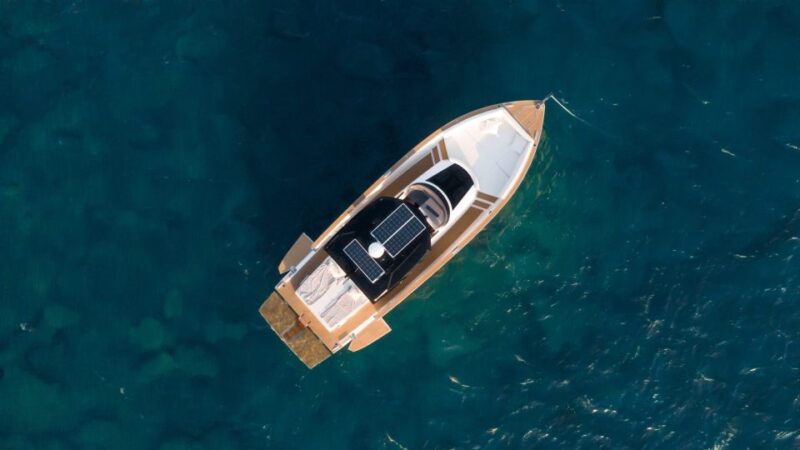 Mykonos: South Coast Private Yacht Trip W/ Snacks & Snorkel - Onboard Amenities and Inclusions
