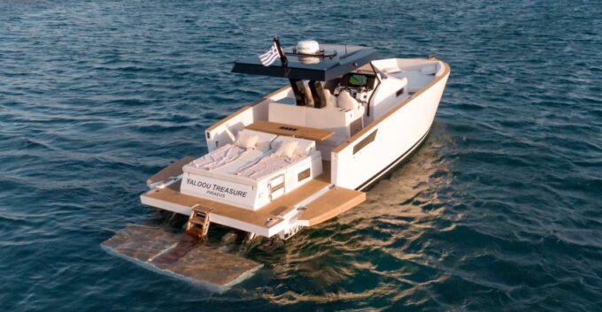 Mykonos: South Coast Private Yacht Trip W/ Snacks & Snorkel - Meeting Point and Embarkation