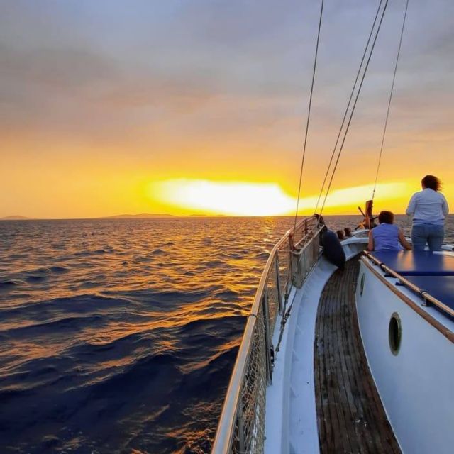 Mykonos: Sunset Boat Trip With Snacks and Drinks - Important Information