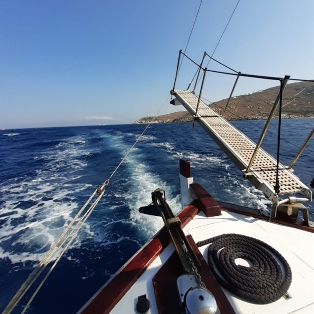 Mykonos: Sunset Boat Trip With Snacks and Drinks - Booking and Cancellation