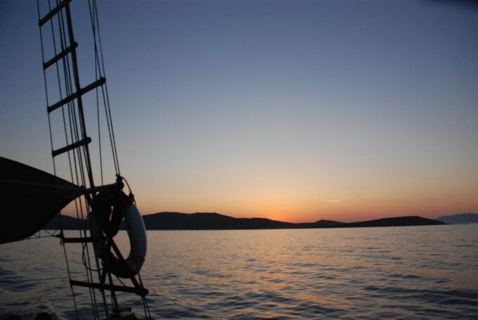 Mykonos Sunset Cruise - Sail to Delos or Mykonos
