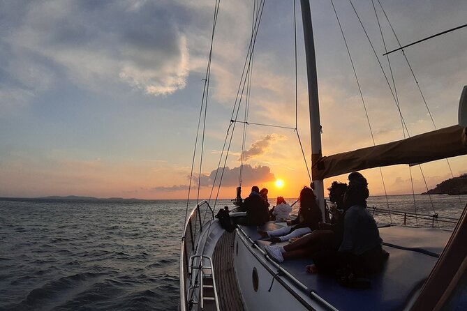 Mykonos Sunset Cruise With Drinks - Included Amenities