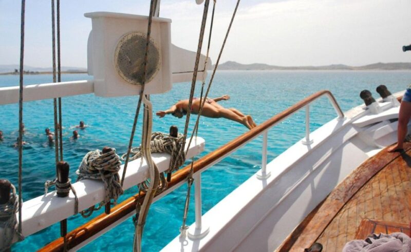 Mykonos: Sunset Party Boat Cruise With 1 Drink - Experience Highlights