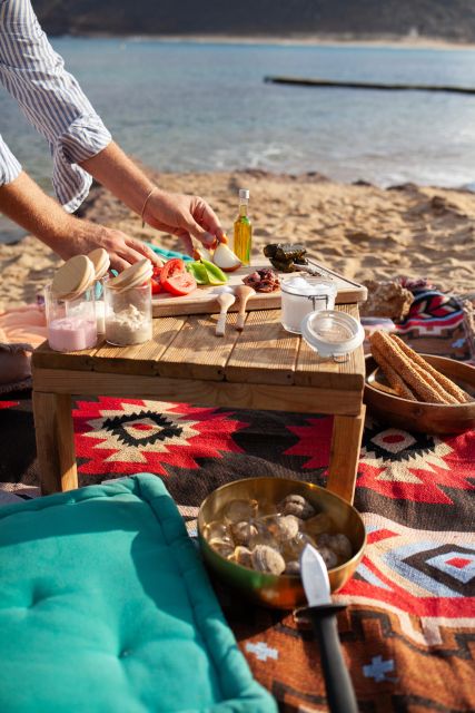 Mykonos: The Greek Meze Picnic - Taking in the Picnic Ambiance