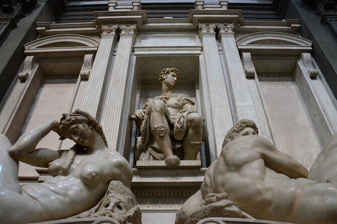 Mysteries of Medici: Small Group Tour - Meeting and Accessibility