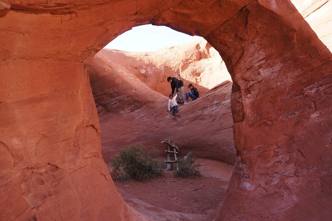 Mystery Valley Tour 3.5 -4hrs (TSNGT) - Tour Details and Inclusions