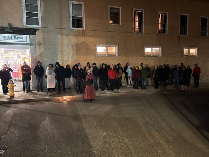 Mystic: Guided Ghost Tour of Downtown Mystic at Night - Supernatural History and Local Legends
