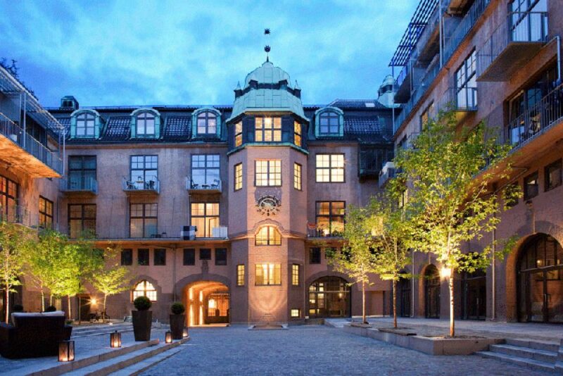 Myth and Legends Oslo Walking Tour - Experience Highlights