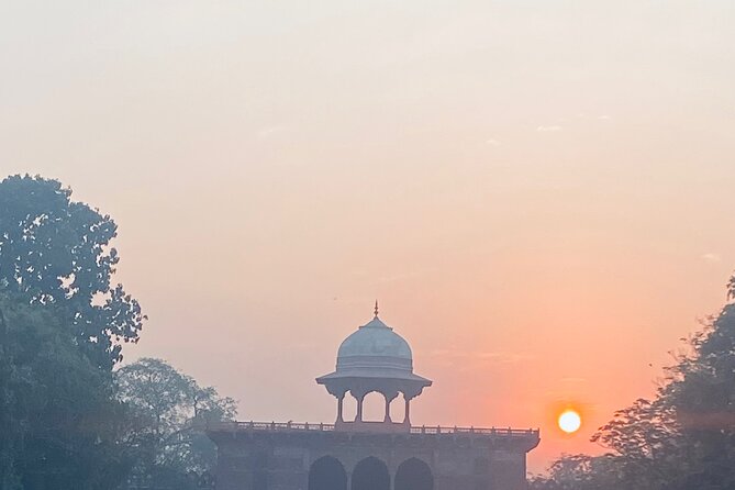 Myth Busting Tour of History in Taj Mahal - Inclusions and Amenities