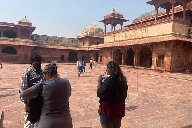 Myth Busting Tour of History in Taj Mahal - Review Breakdown
