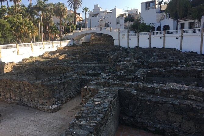 Mythological and Historical Tour of Almuñecar - Parque El Majuelo